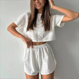 Loose Round Neck set | Ninocha Chicy Boutique ST White M