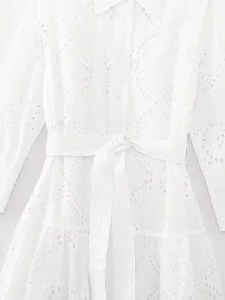 White Embroidery Midi Dresss | Avelis