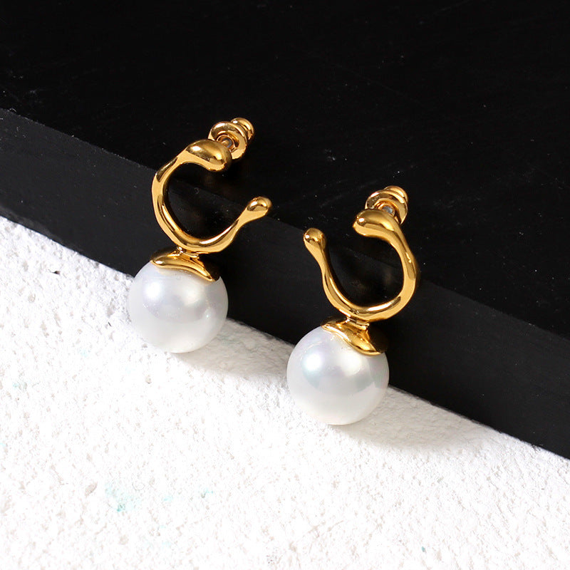 Gold-plated copper pearl earrings | Golda