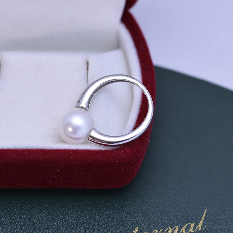 White Perfect Circle Pearl Silver Ring | Svetlana