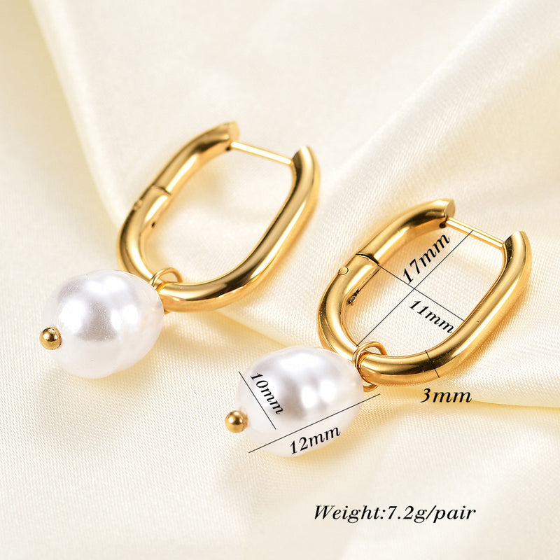 U-shaped Hollow Stud Earrings | Meleni