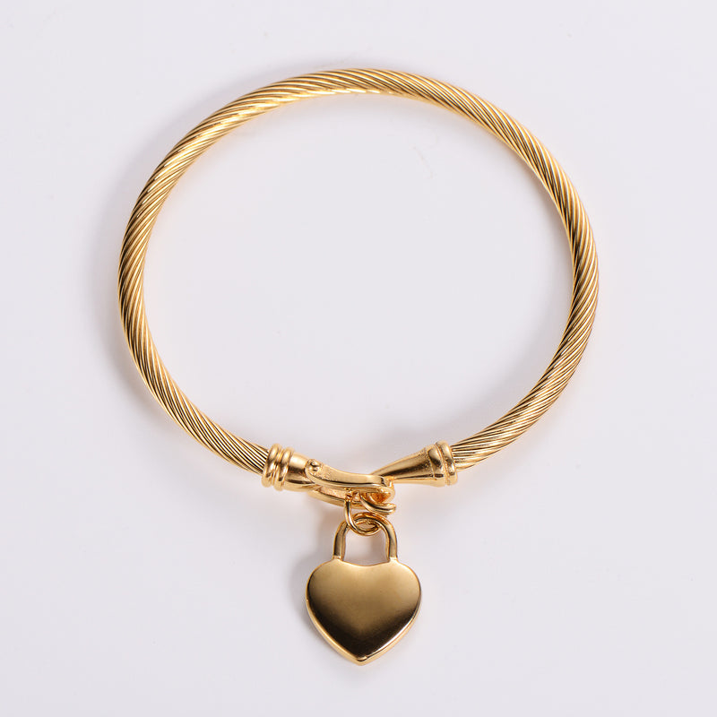 Gold Stainless Steel 3mm Wire Heart bracelet | Leah